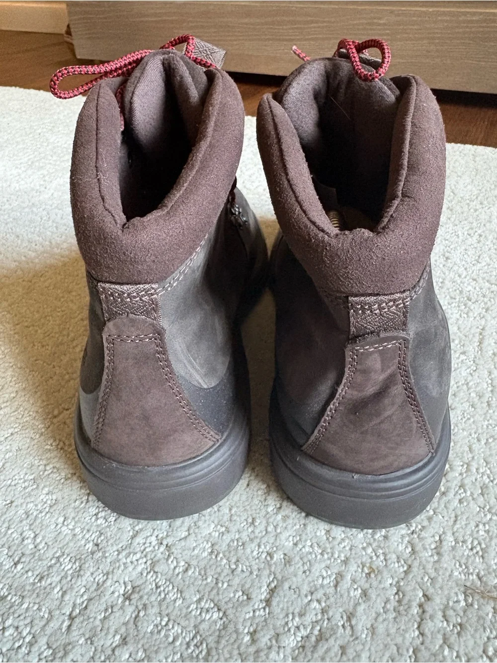 UGG Emmett Duck Boot Waterproof Leather Hiking Snow Boots Brown Size 10